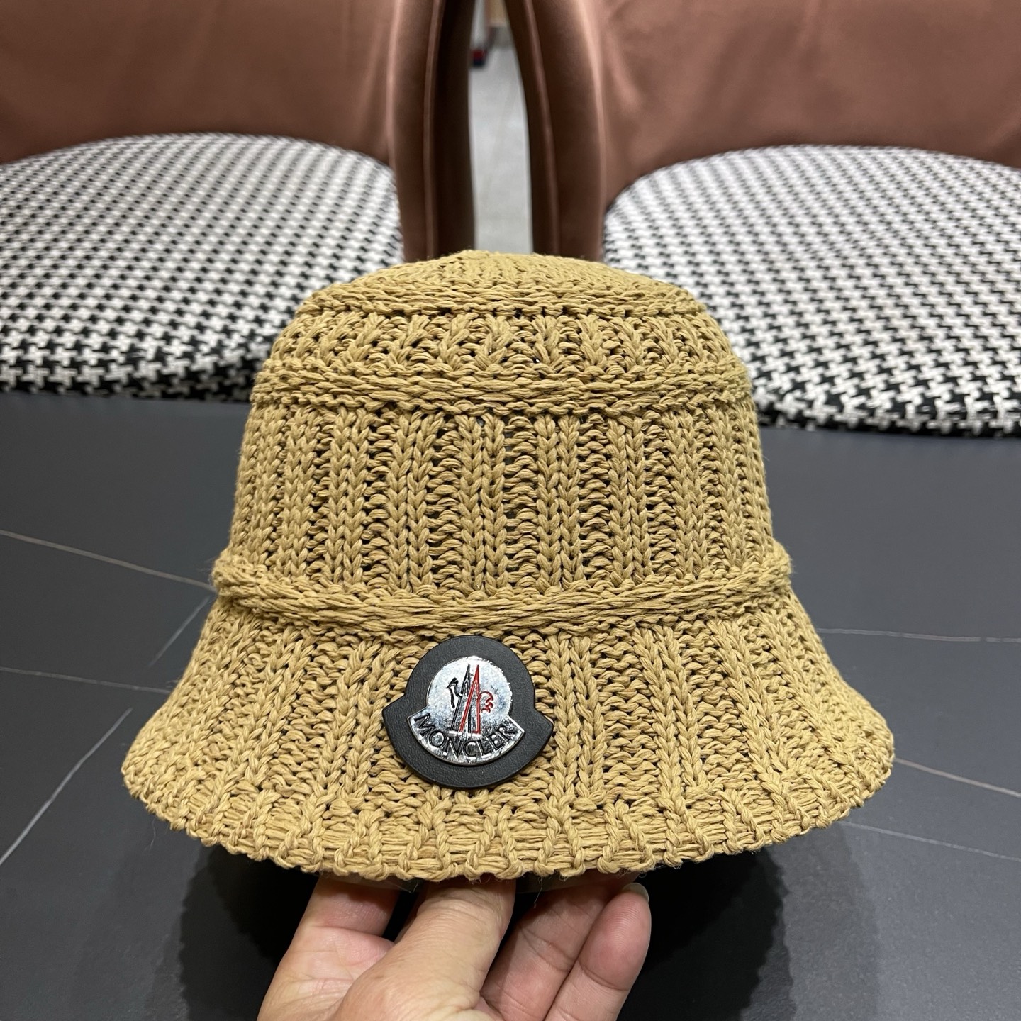 Moncler hat