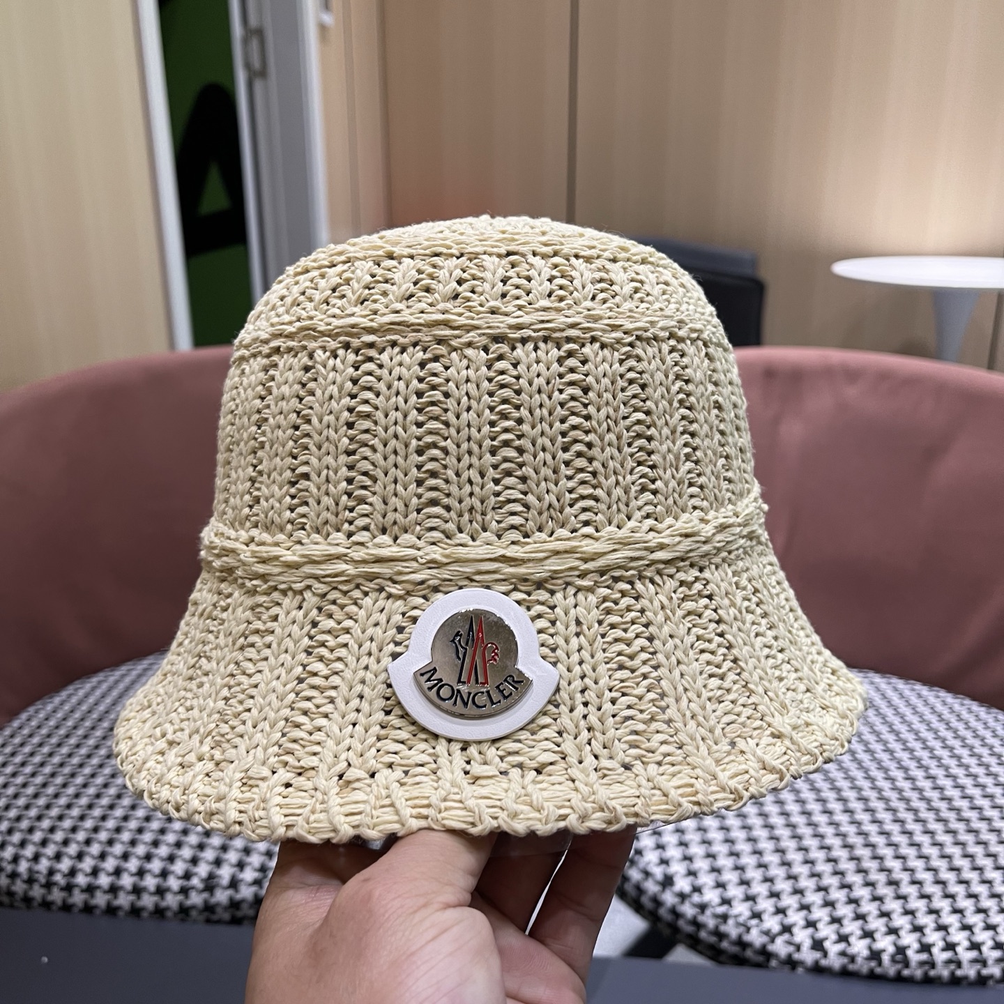 Moncler hat