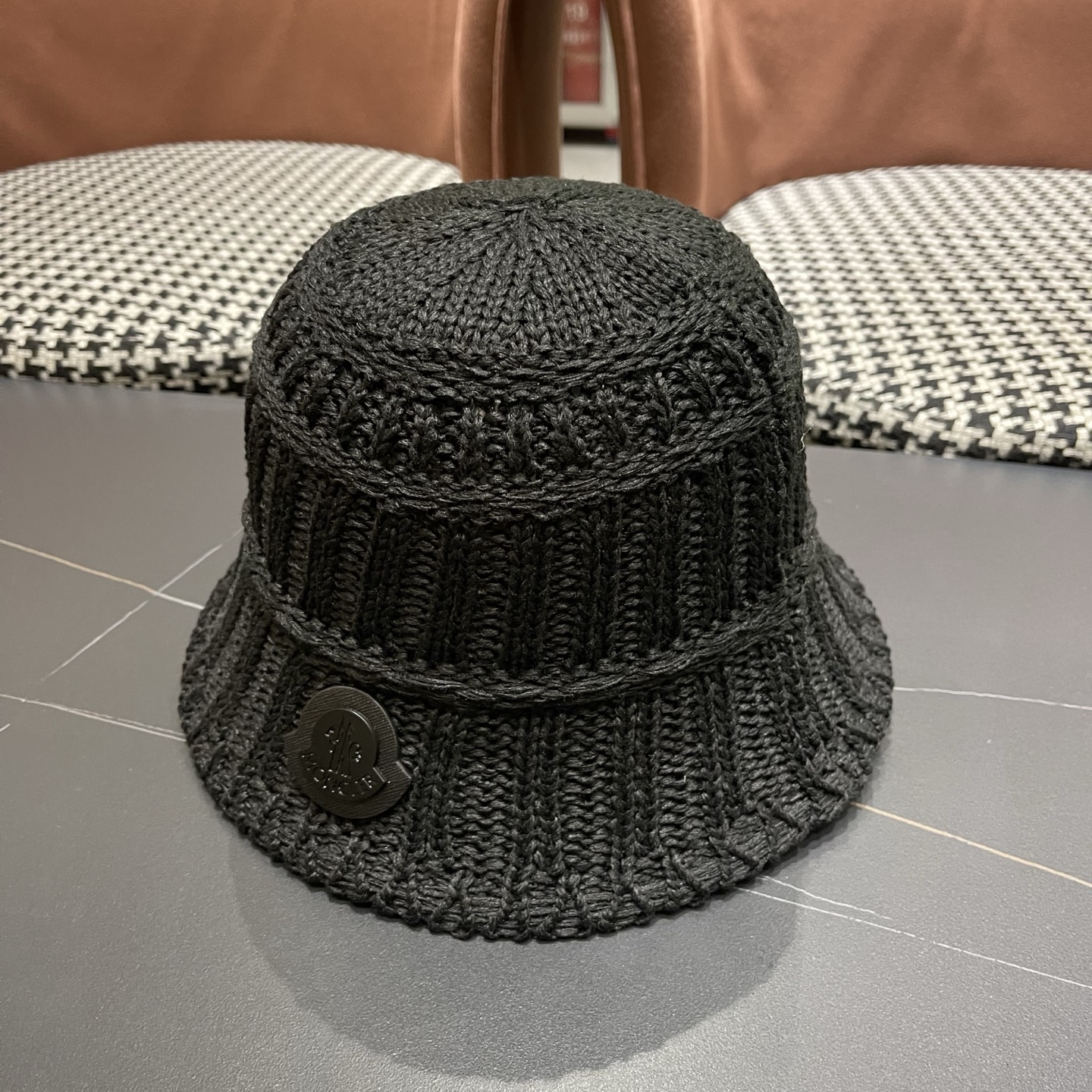 Moncler hat