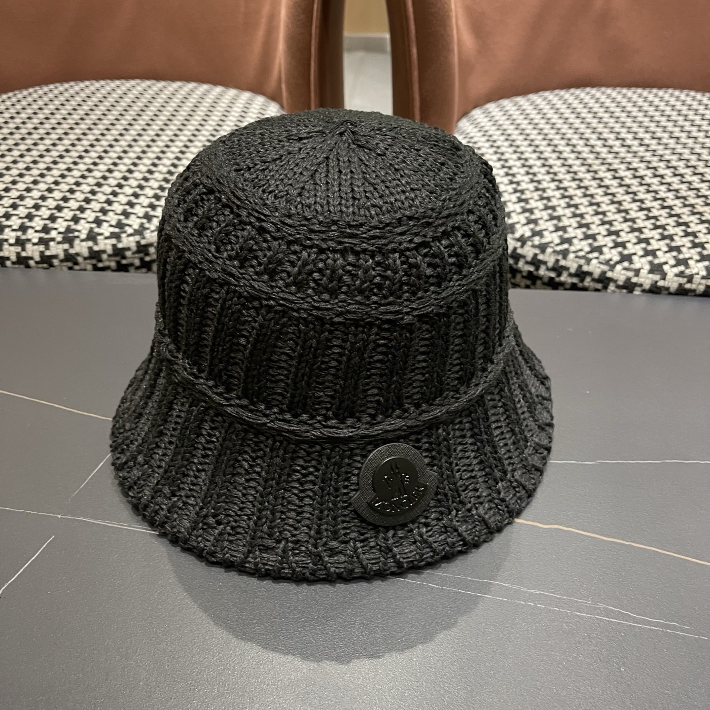 Moncler hat