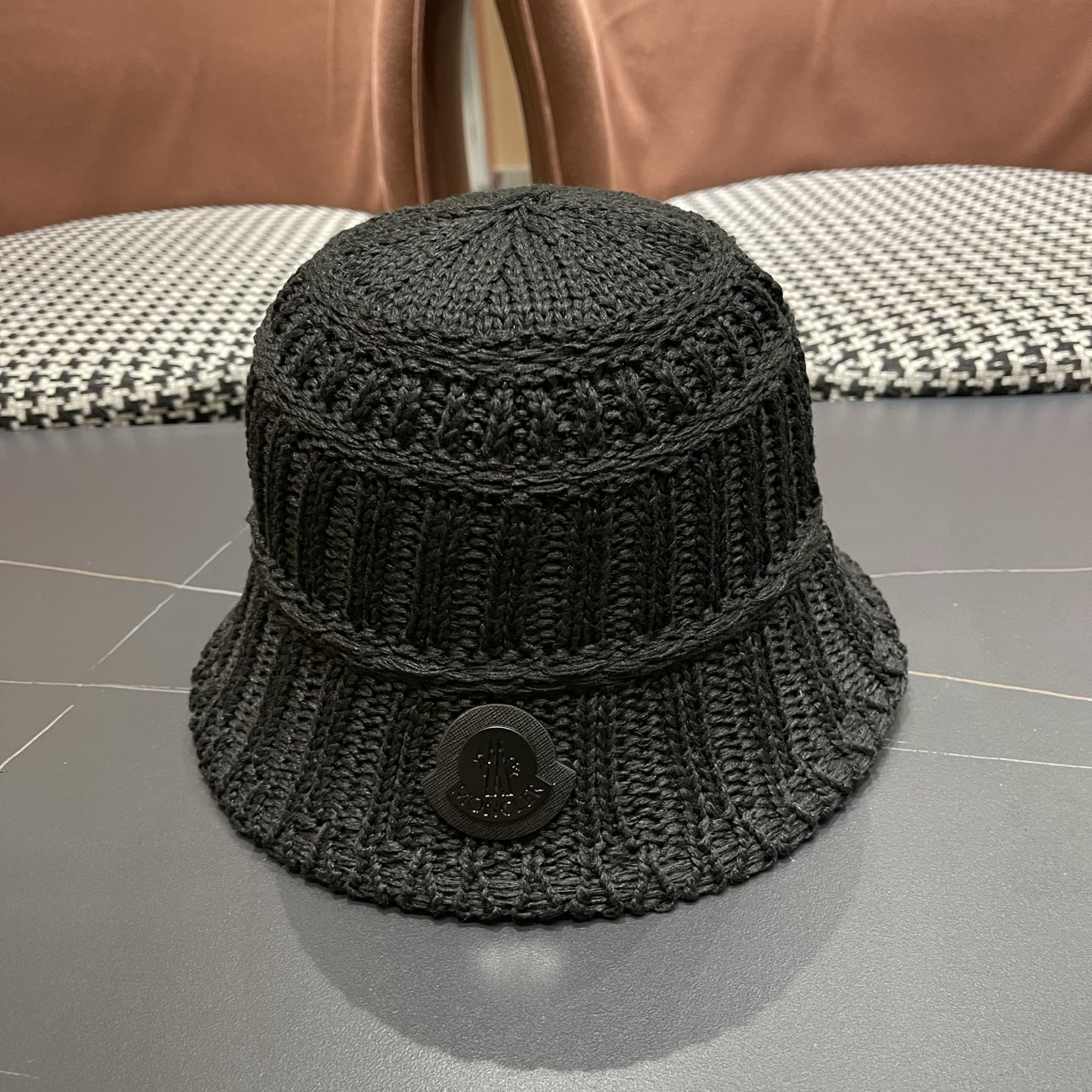 Moncler hat