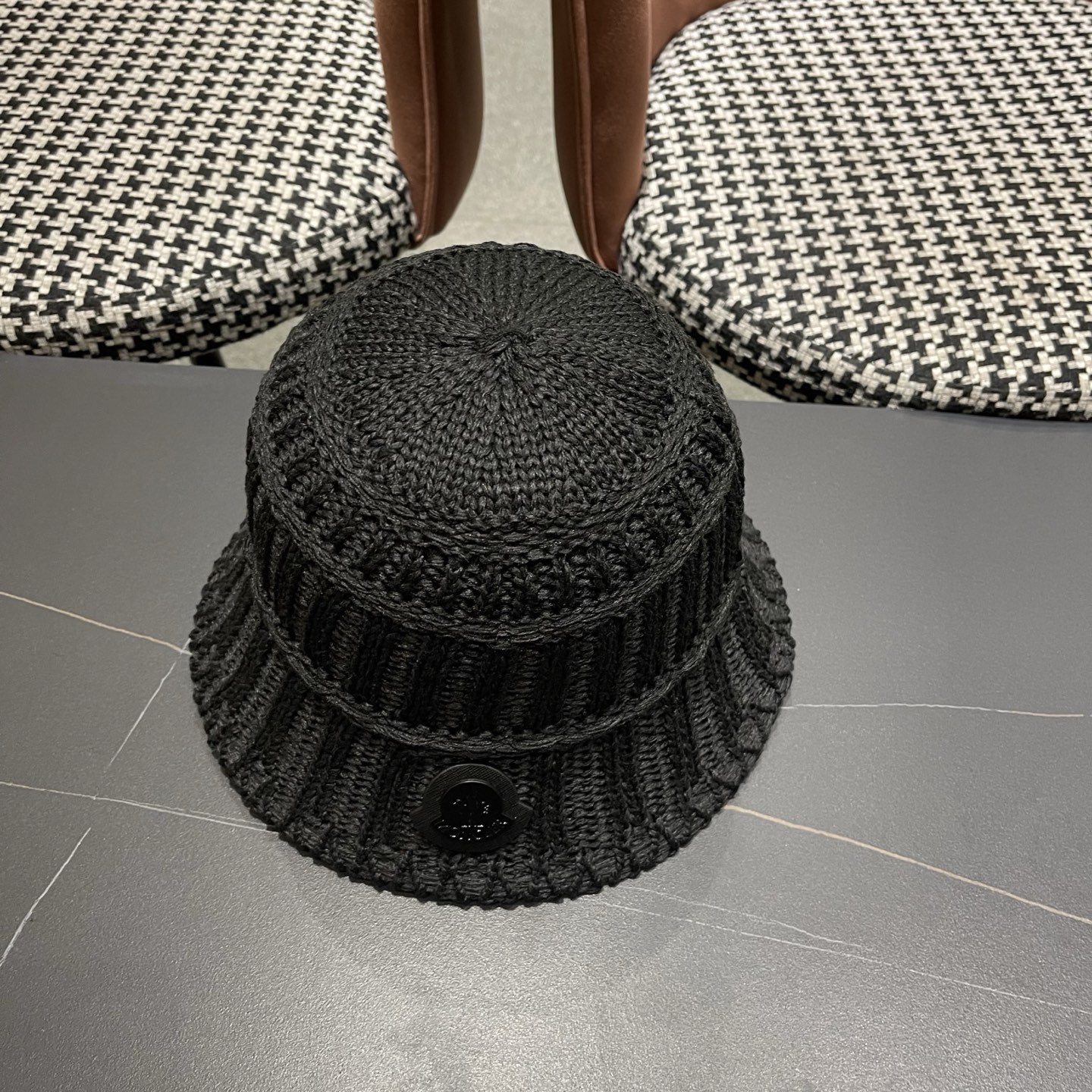 Moncler hat