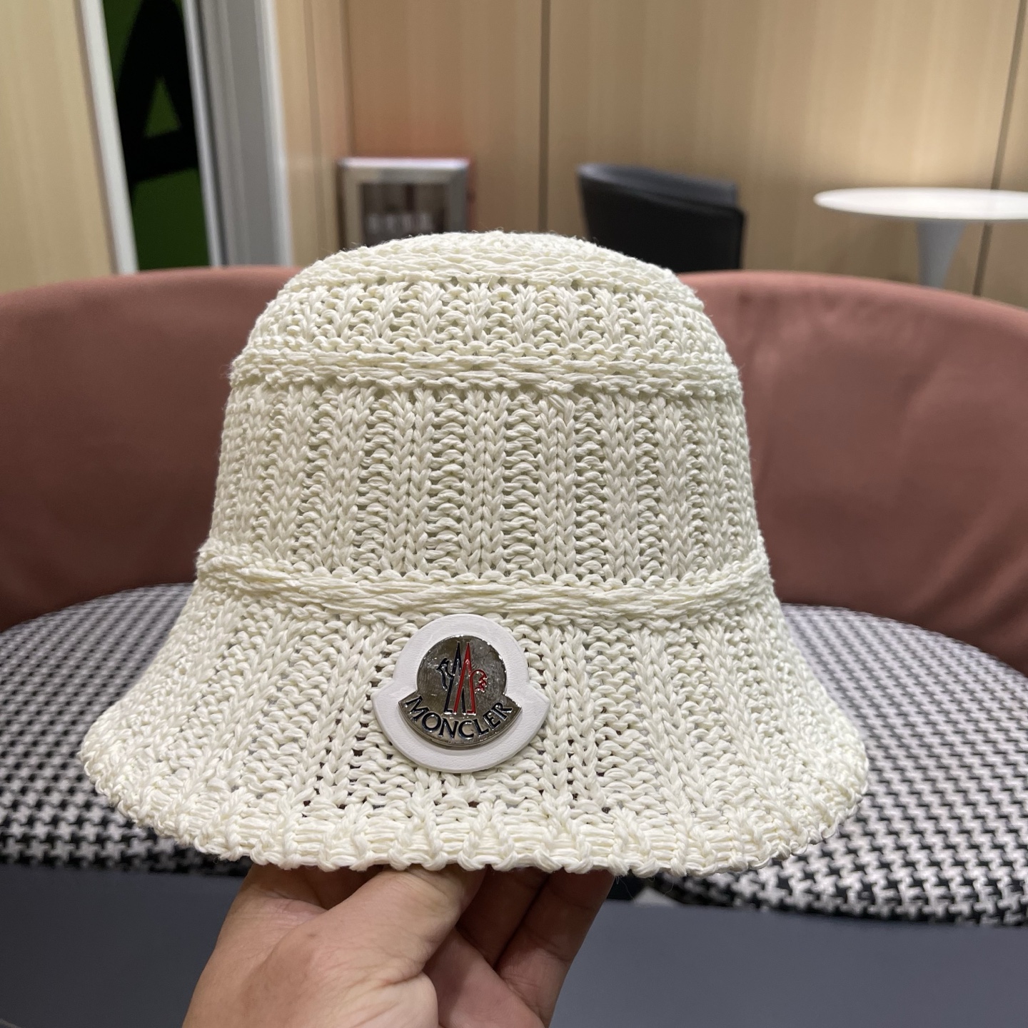 Moncler hat