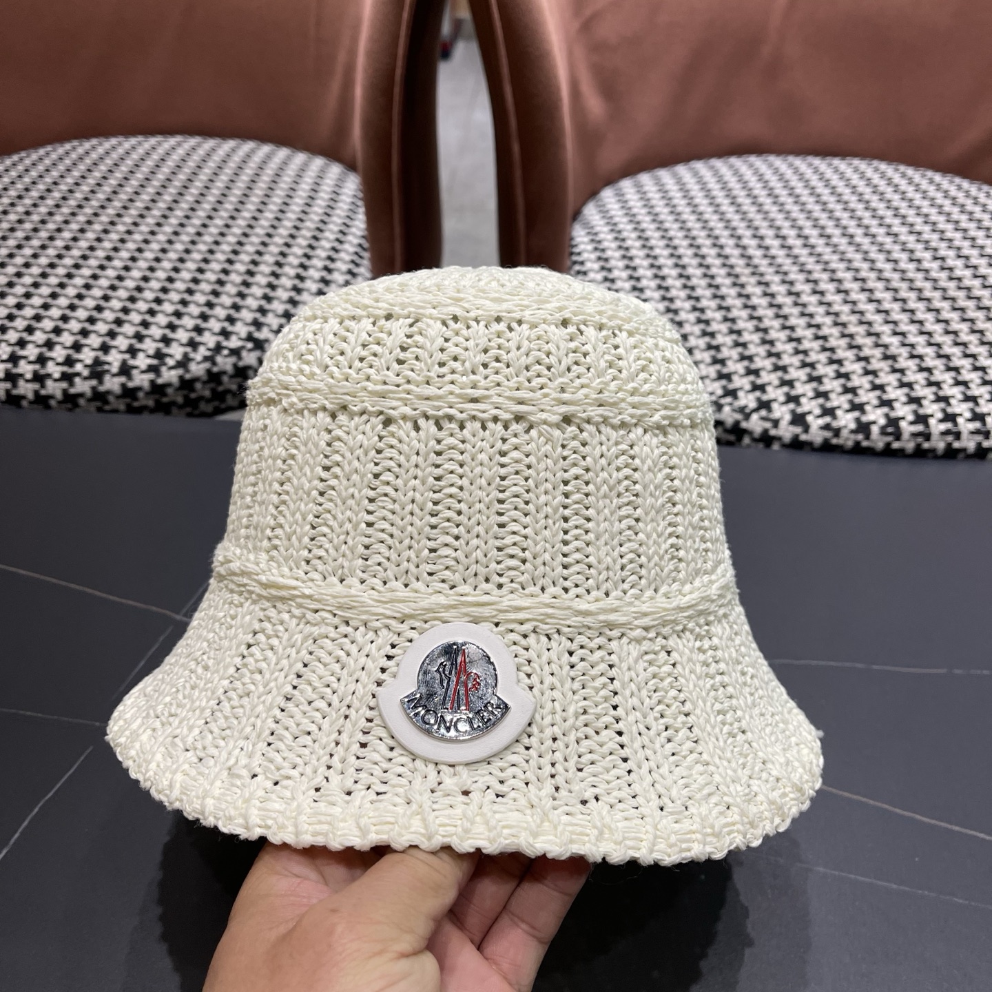 Moncler hat