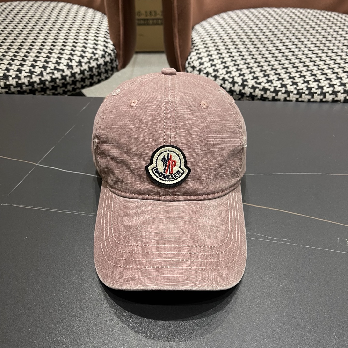 Moncler hat