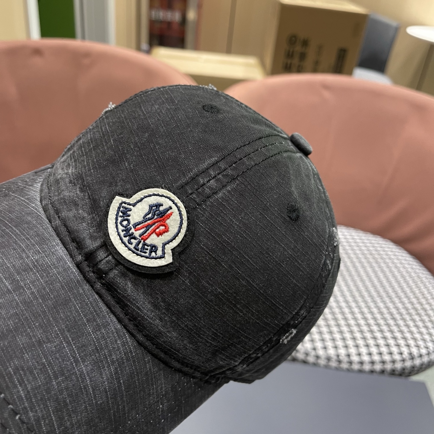 Moncler hat