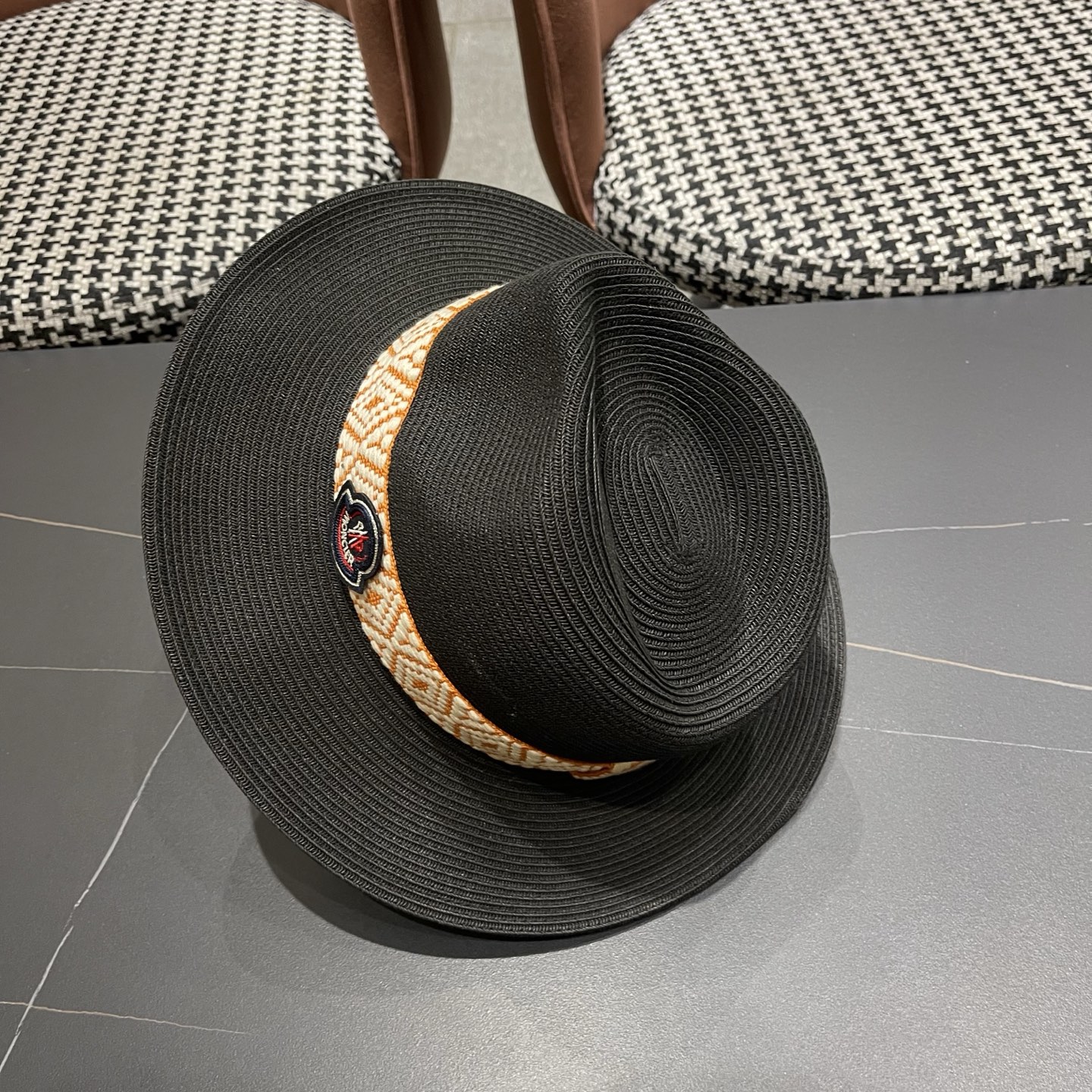 Moncler hat
