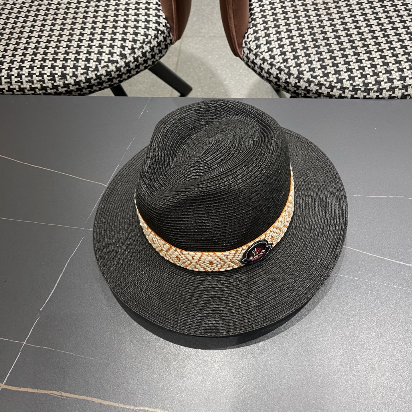 Moncler hat