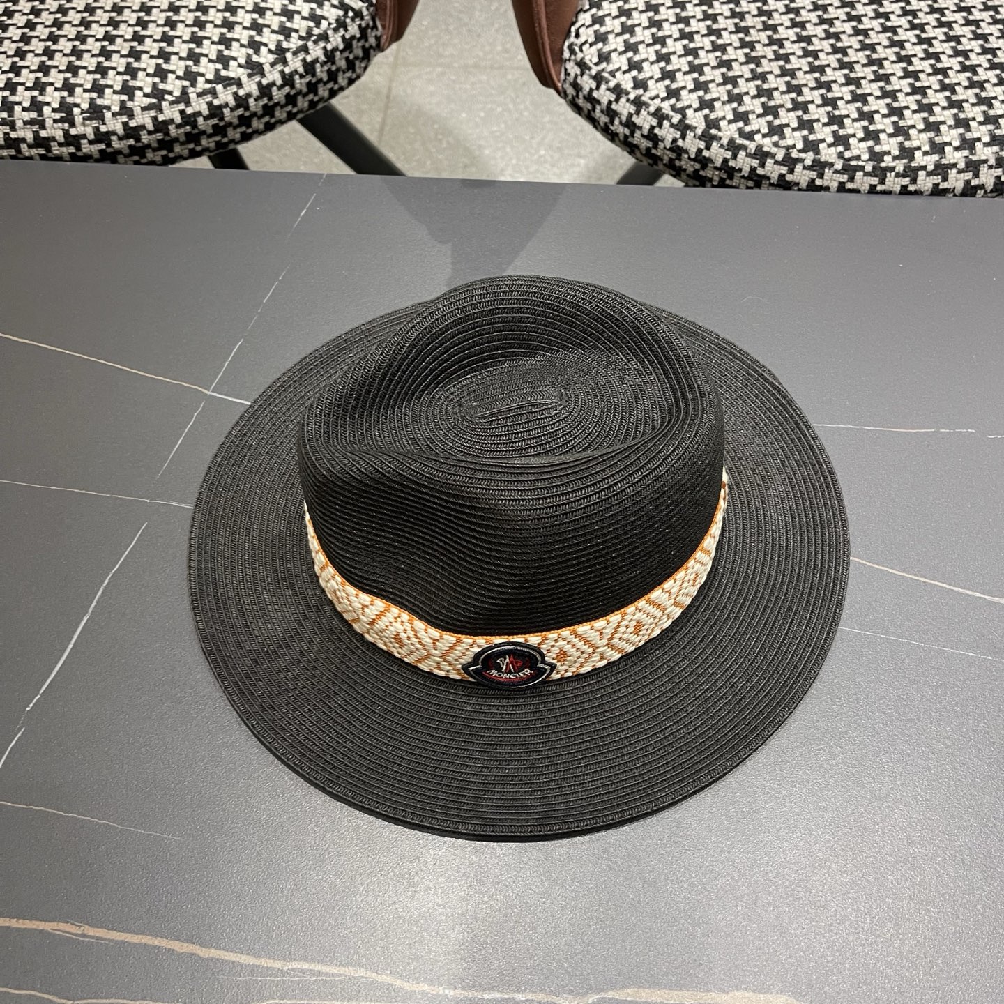 Moncler hat