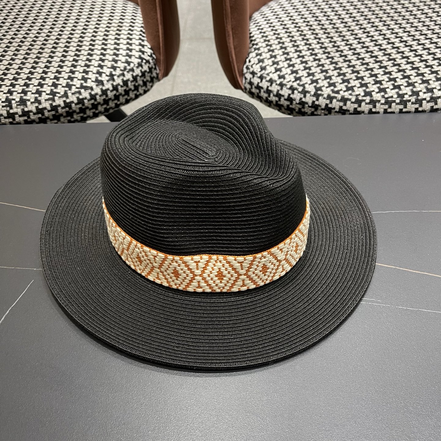 Moncler hat