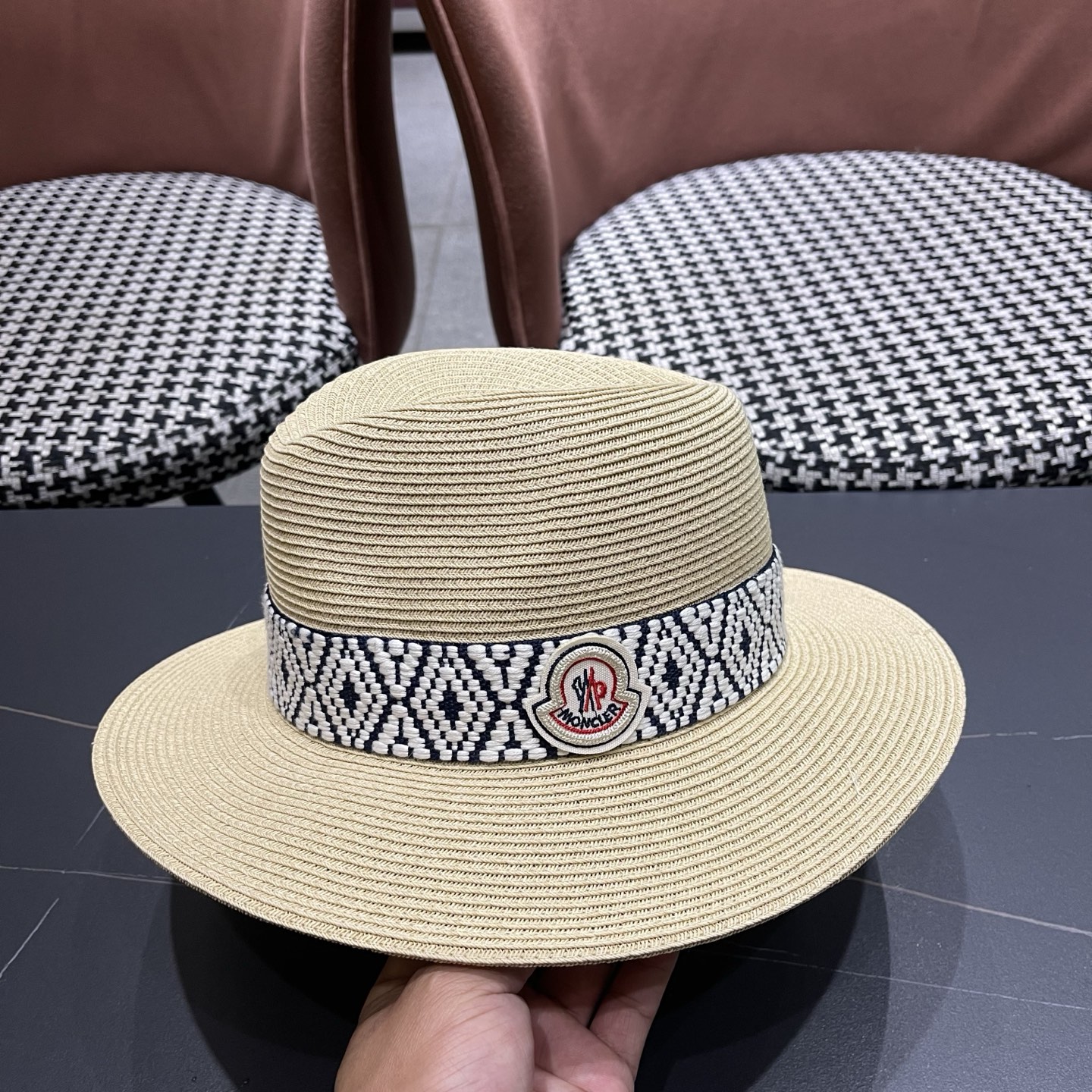 Moncler hat