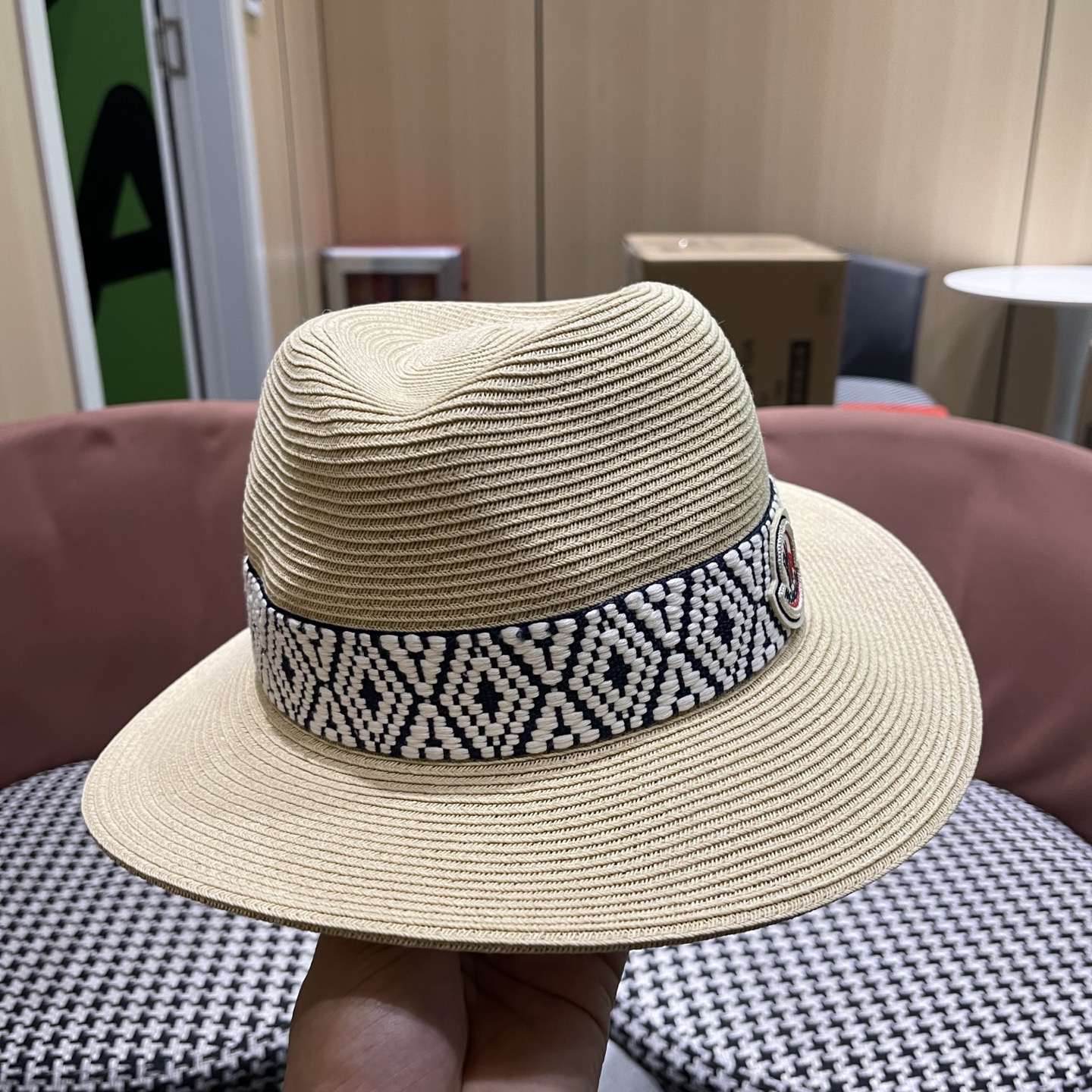 Moncler hat
