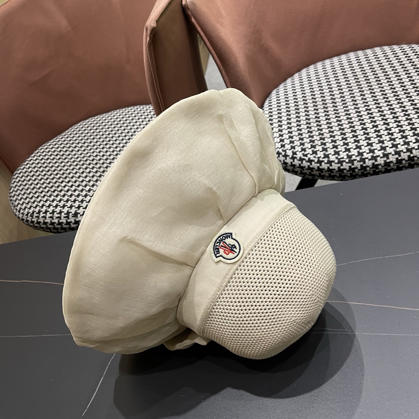 Moncler hat