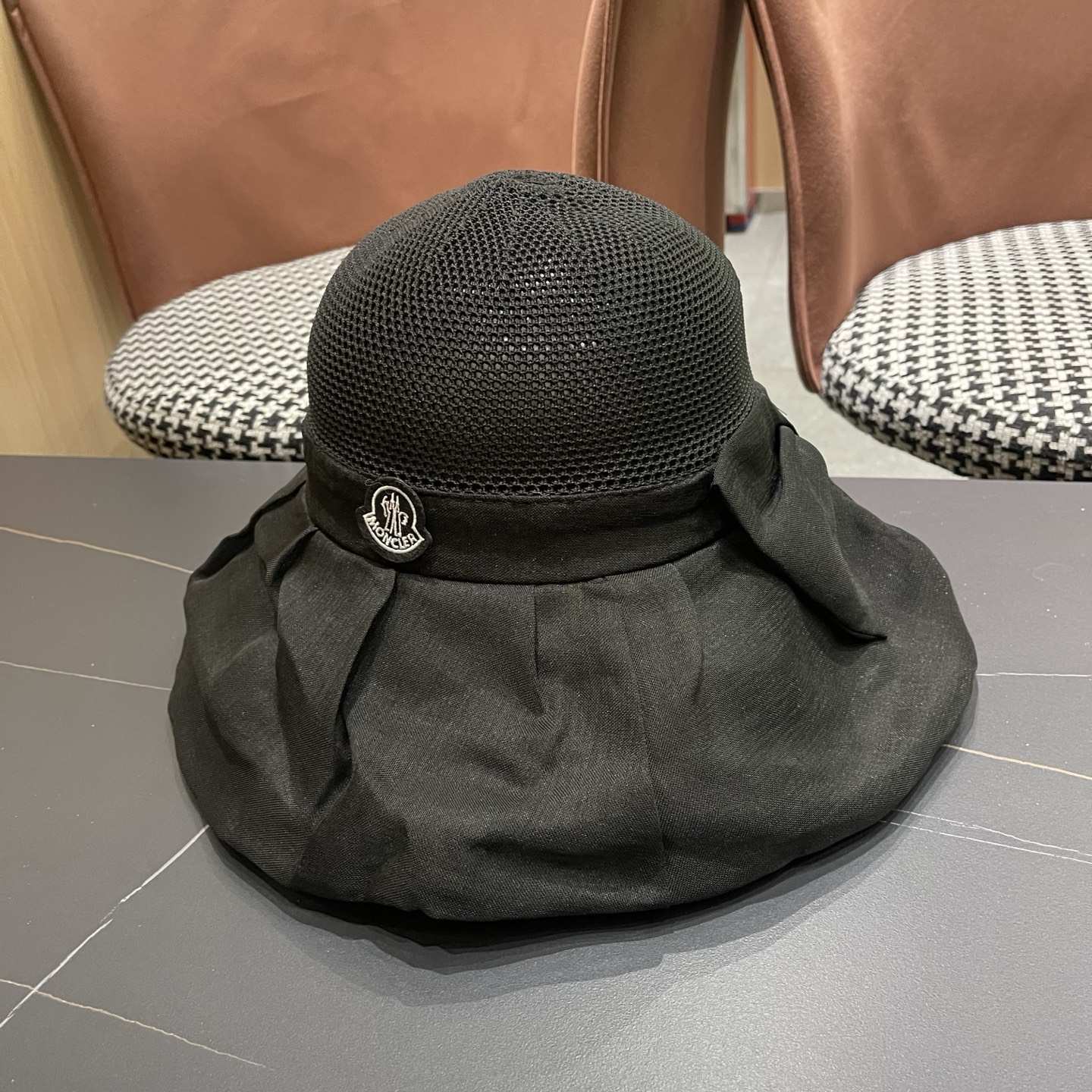Moncler hat