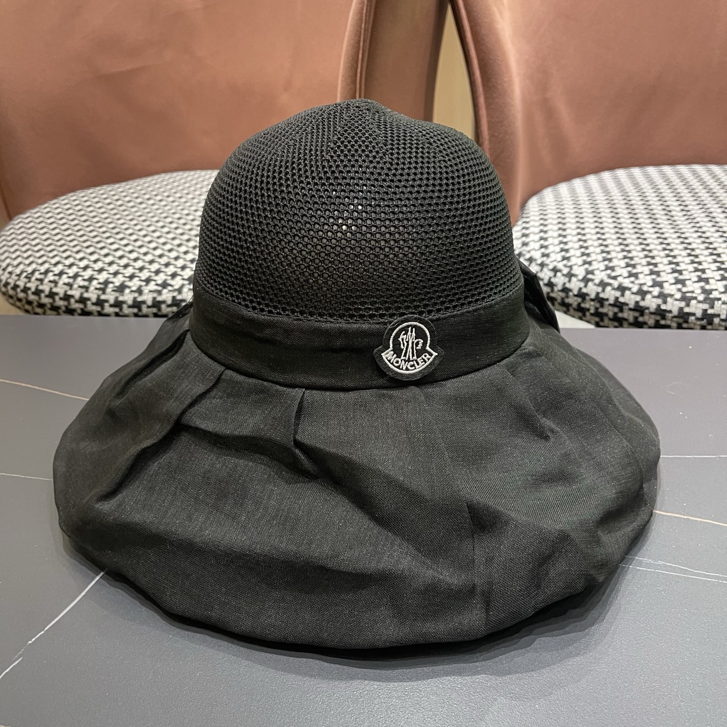 Moncler hat