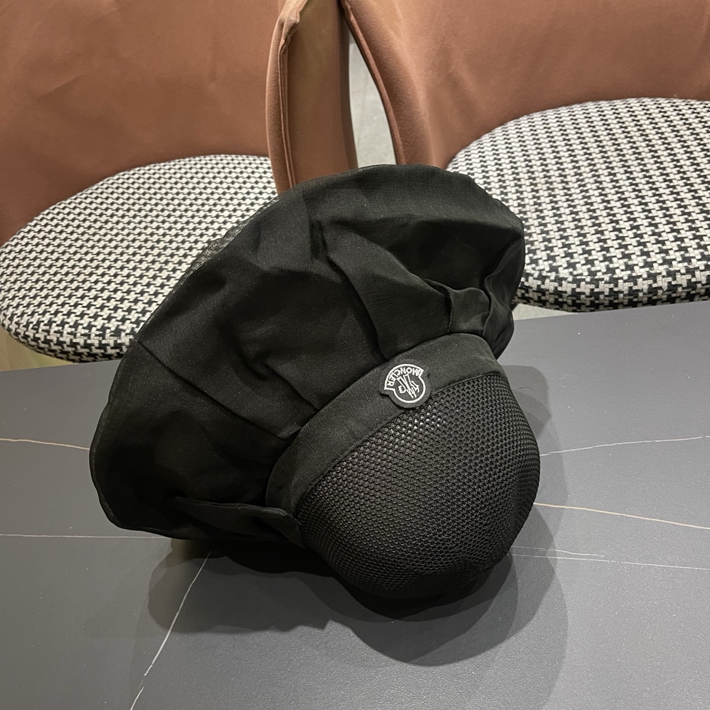 Moncler hat