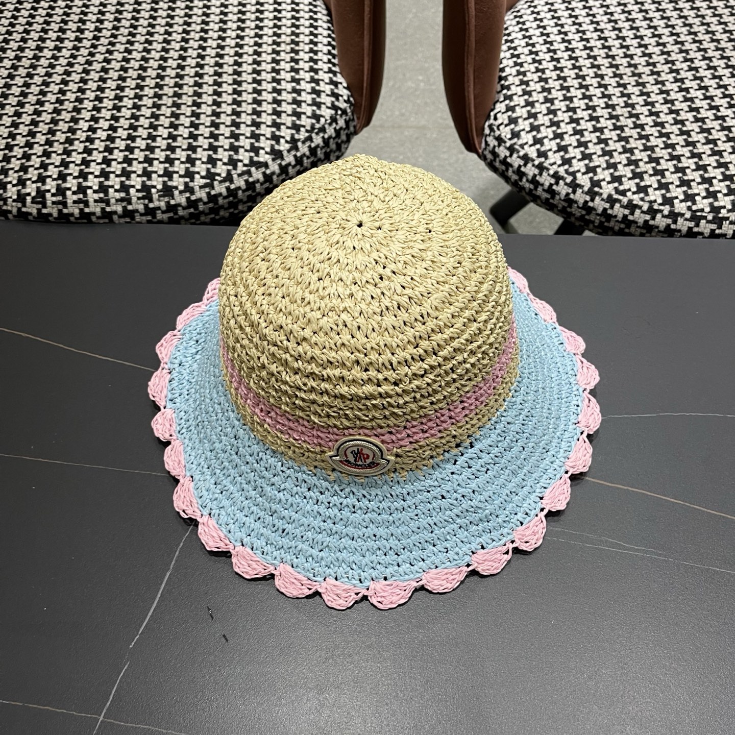 Moncler hat