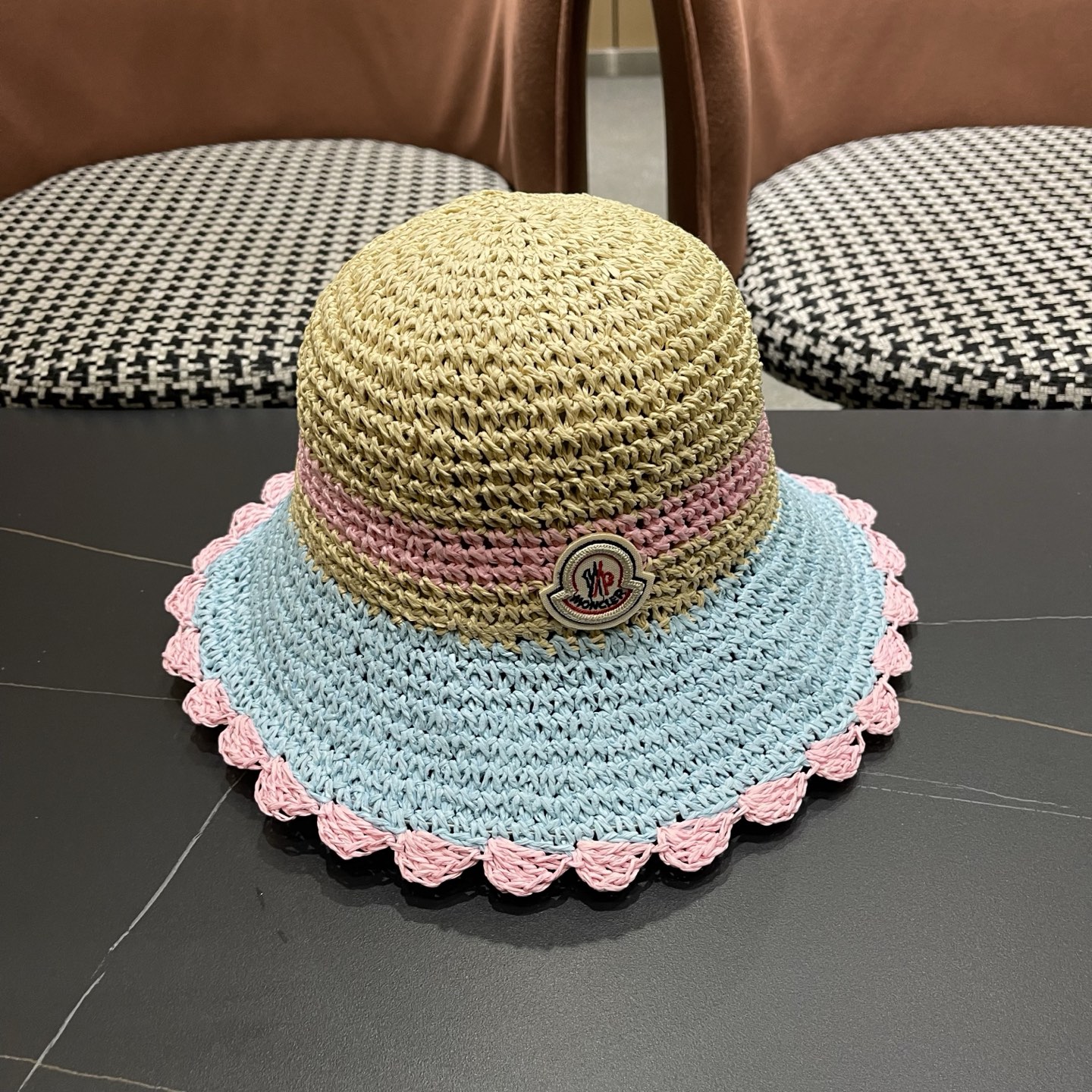 Moncler hat