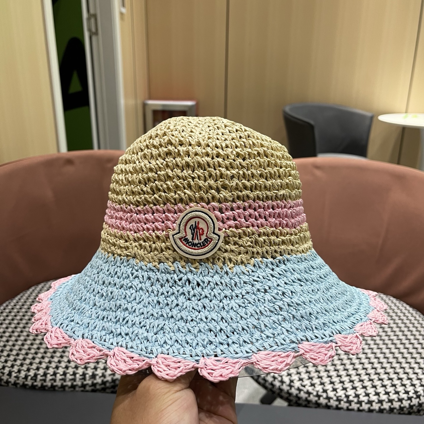 Moncler hat