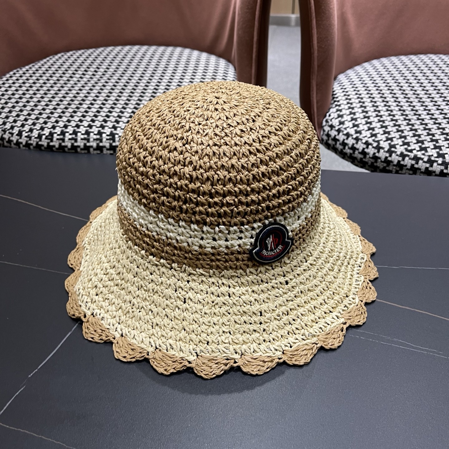 Moncler hat