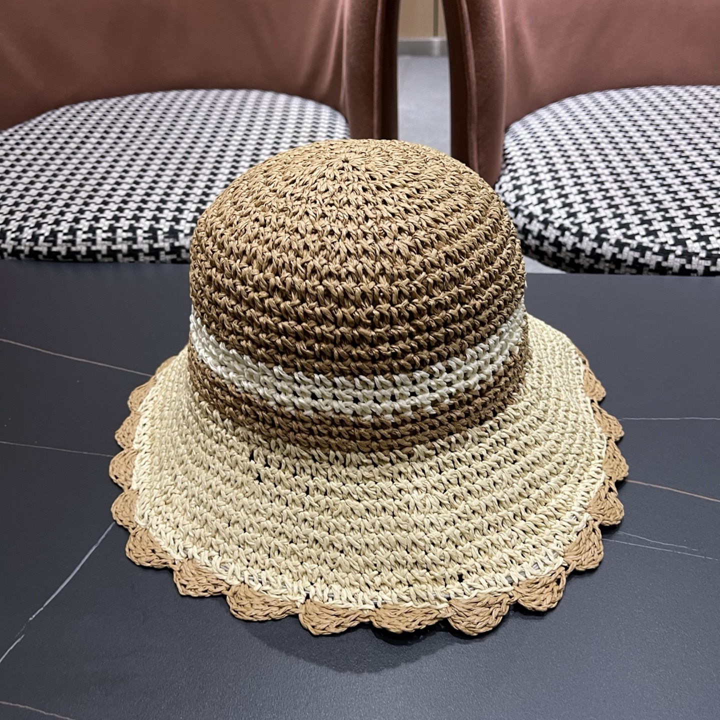 Moncler hat