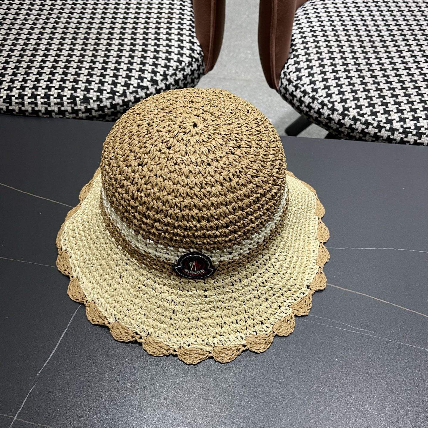 Moncler hat