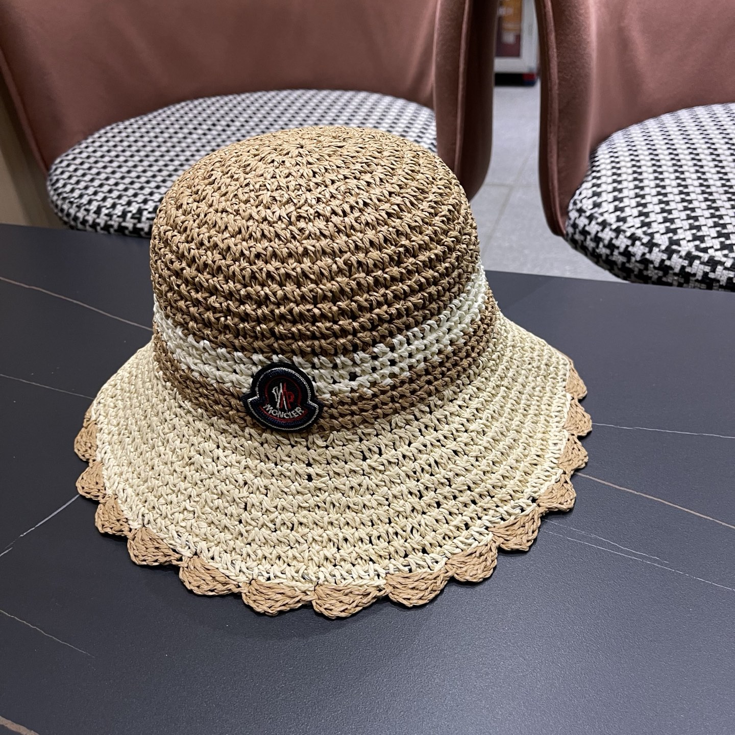 Moncler hat