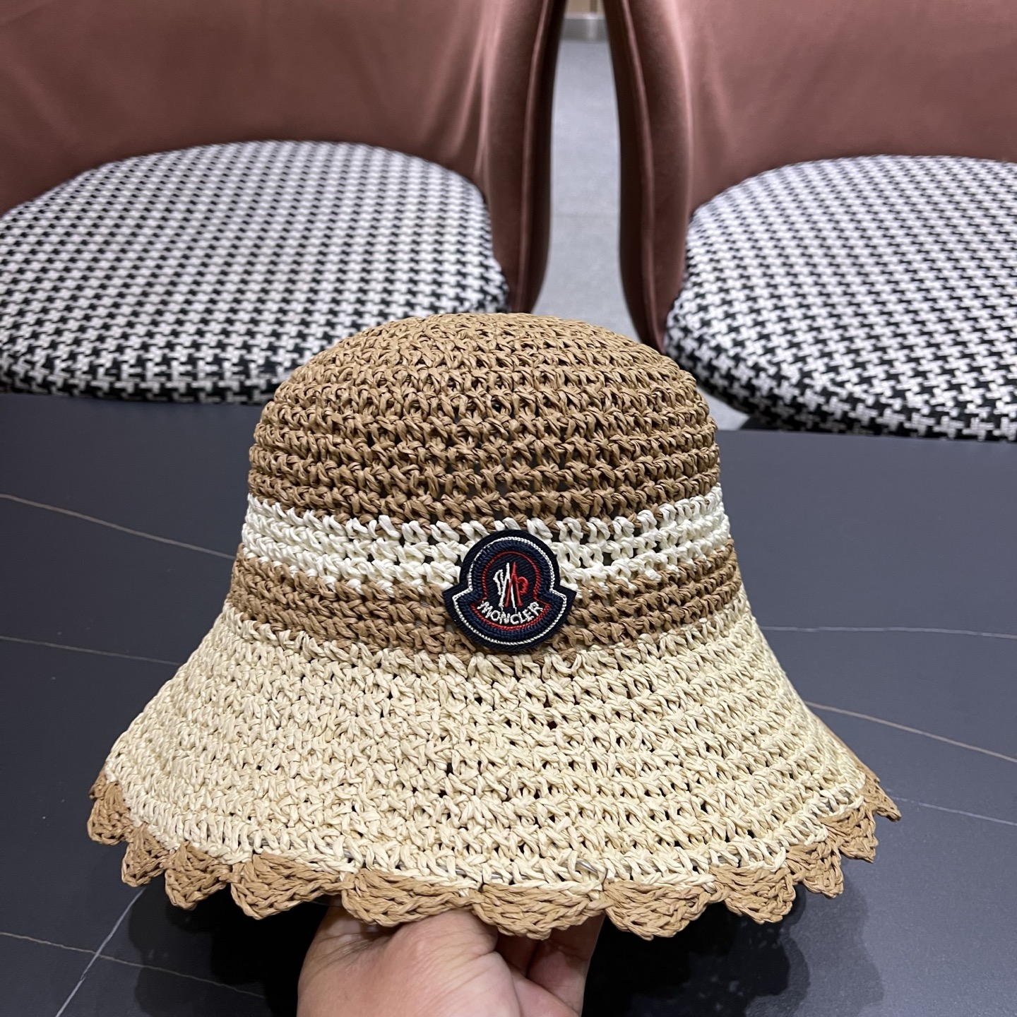 Moncler hat