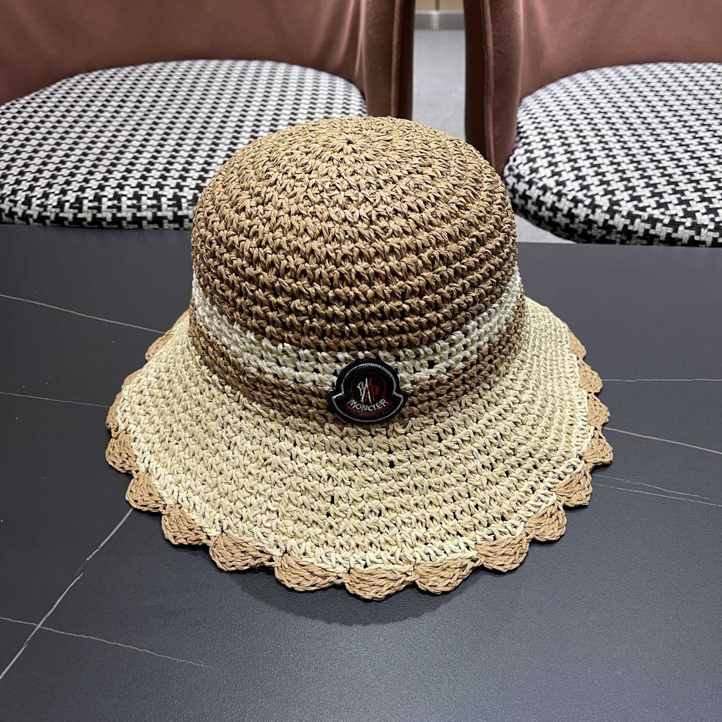 Moncler hat