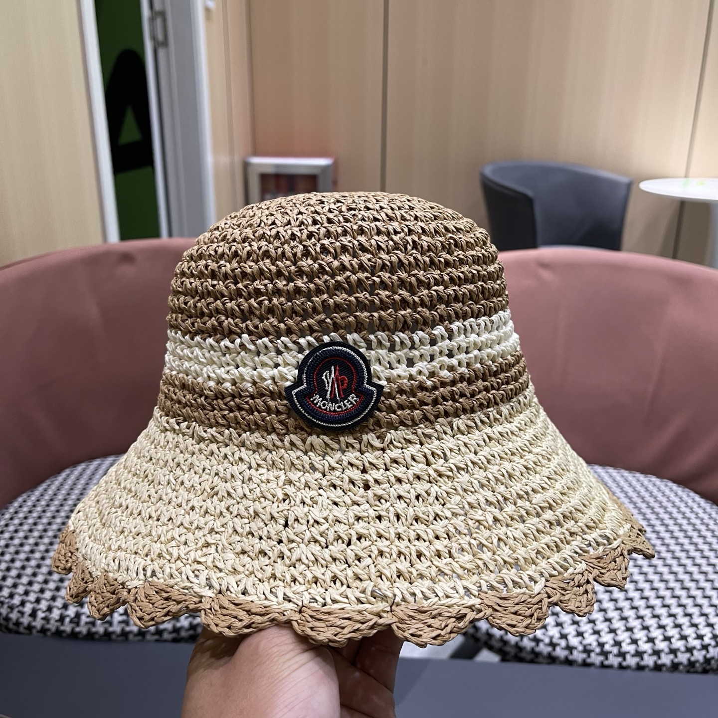 Moncler hat