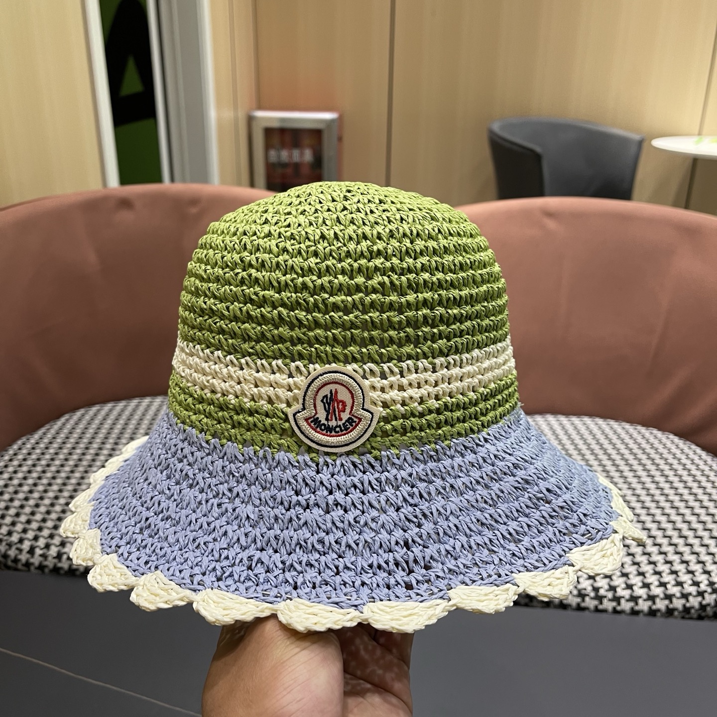 Moncler hat