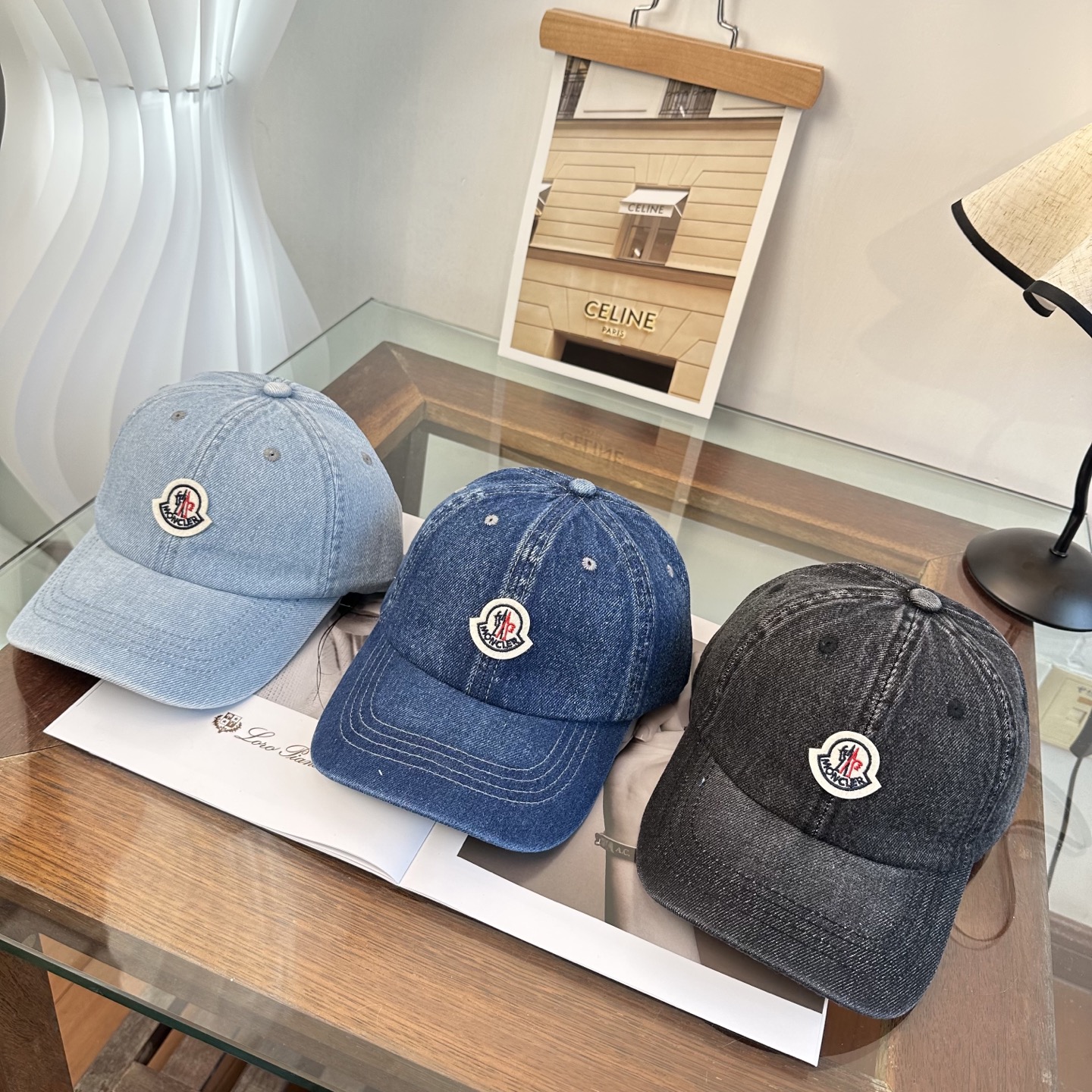 Moncler hat