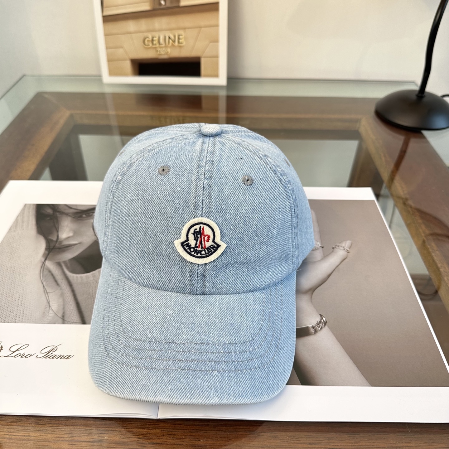 Moncler hat