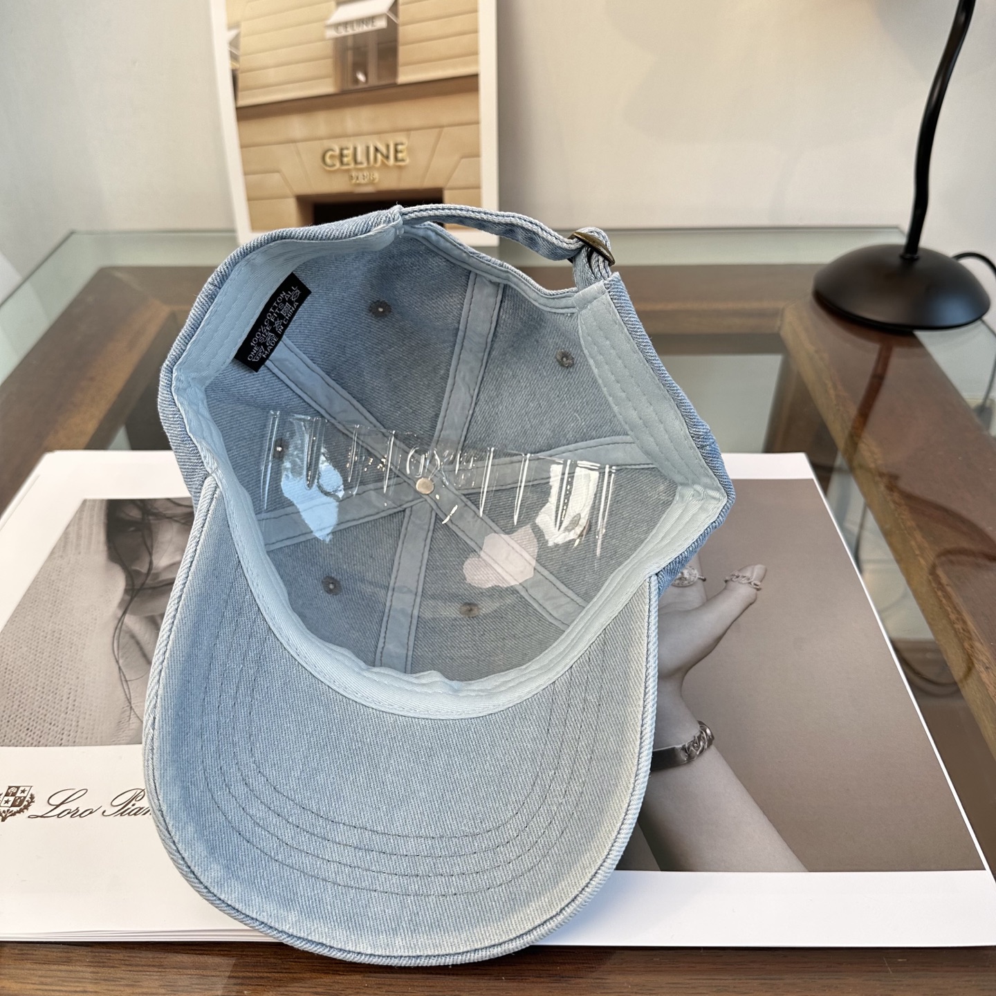 Moncler hat