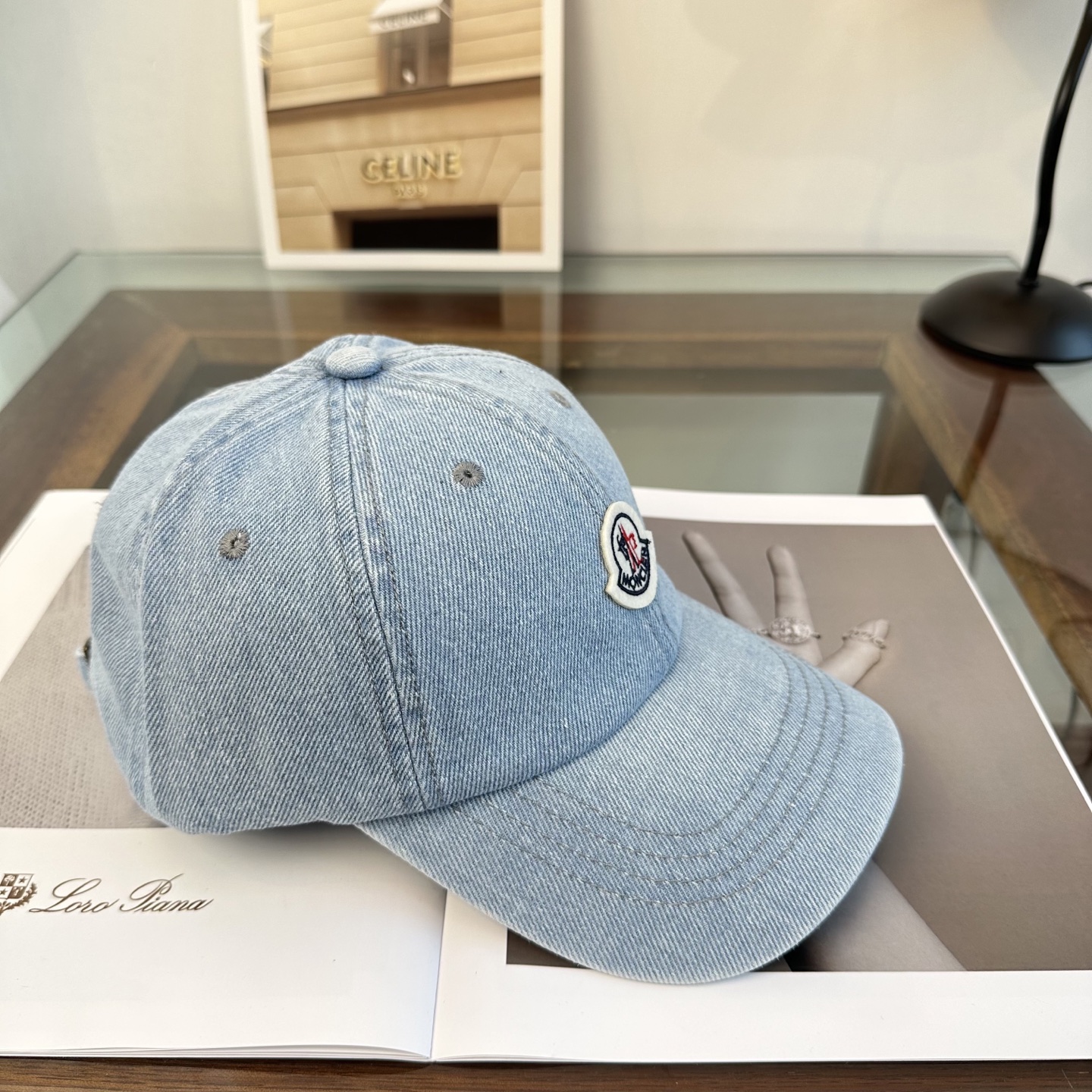 Moncler hat