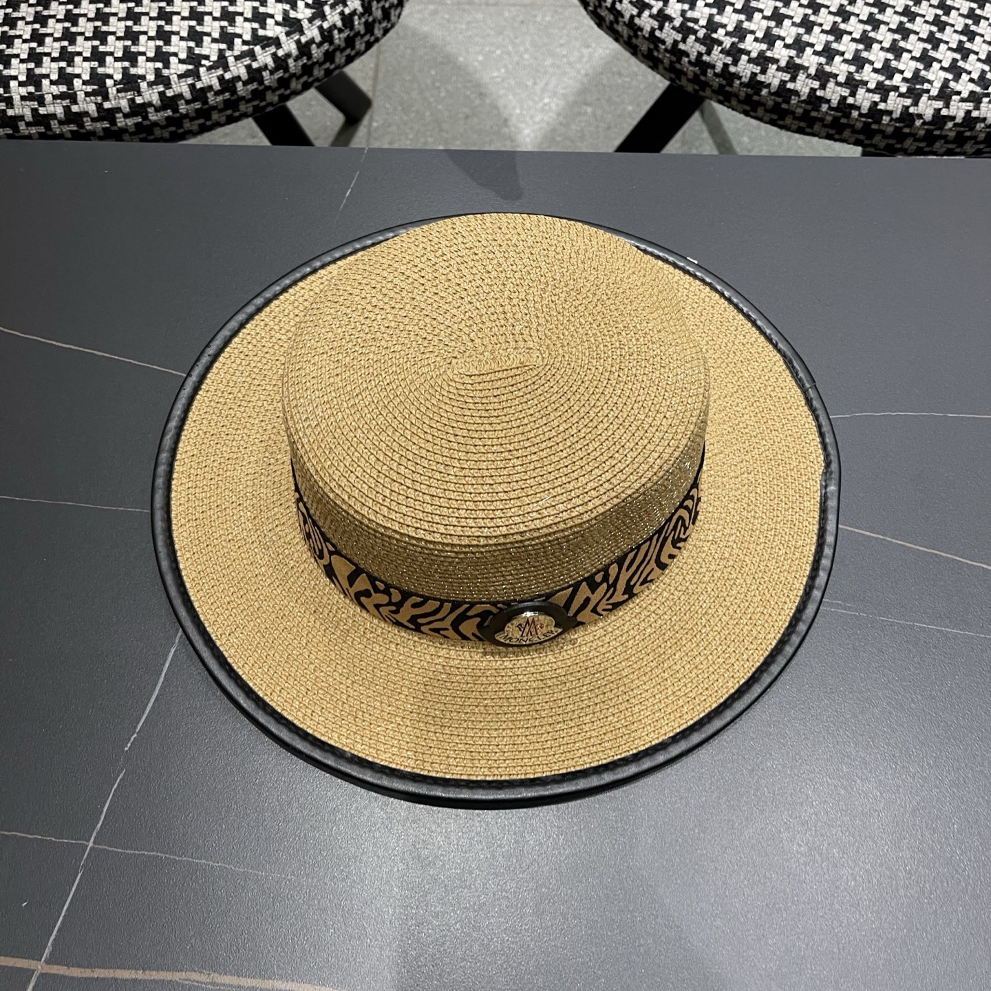 Moncler hat