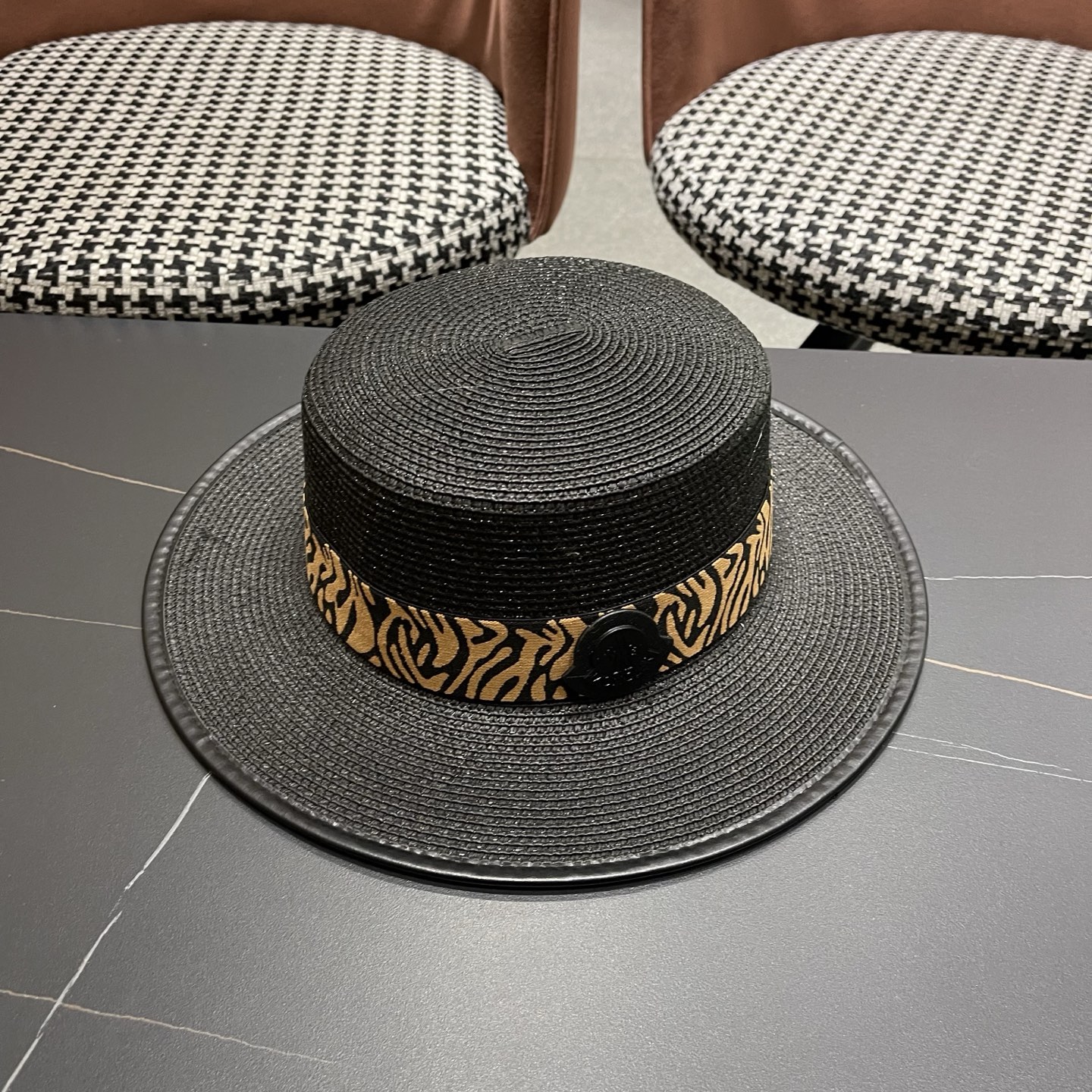 Moncler hat