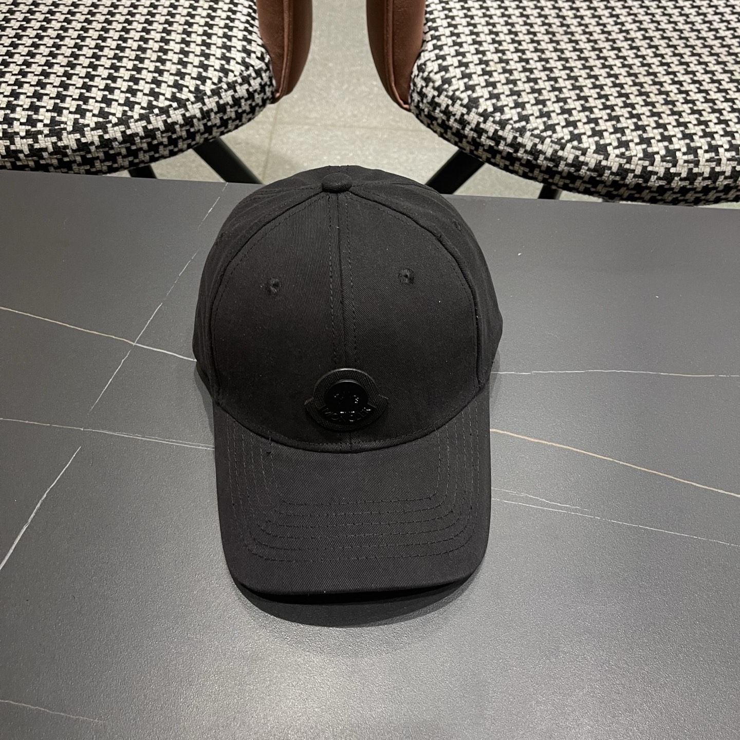 Moncler hat