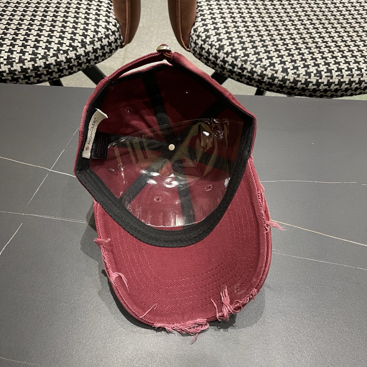 Moncler hat