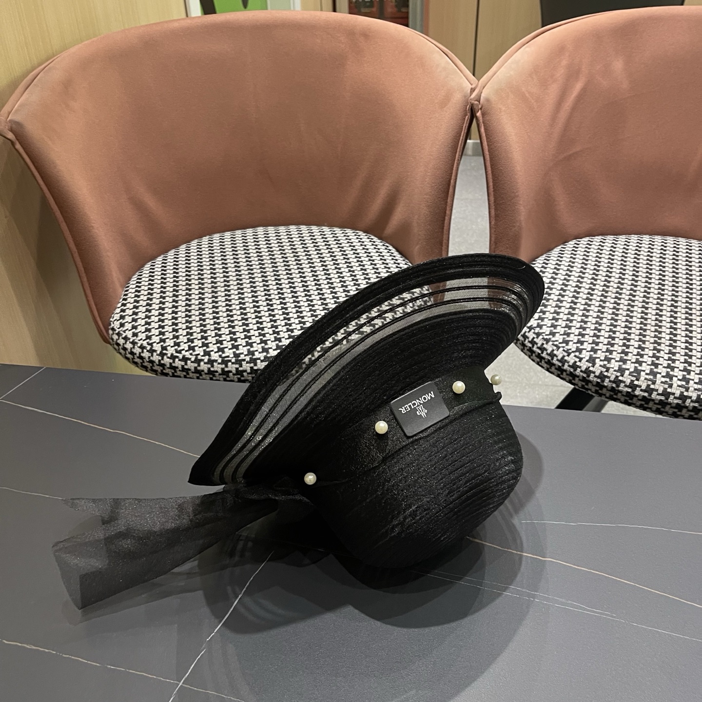 Moncler hat