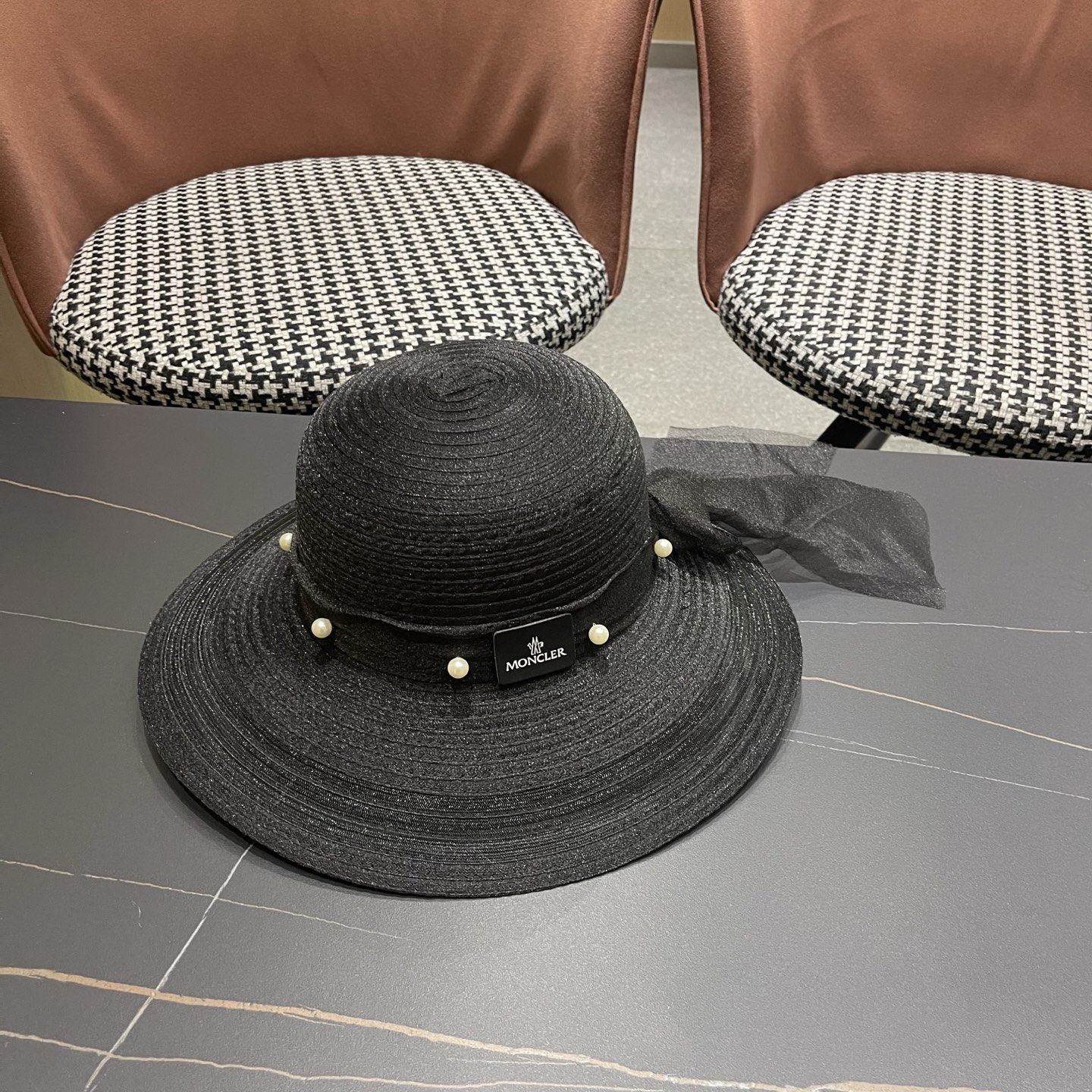 Moncler hat