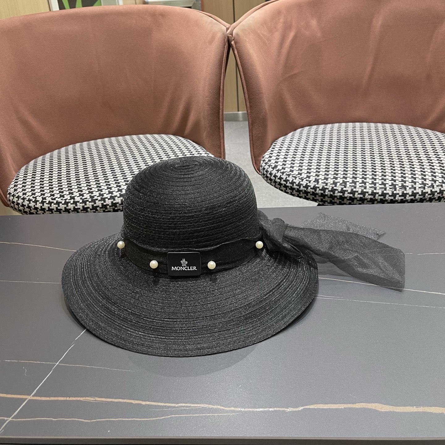 Moncler hat