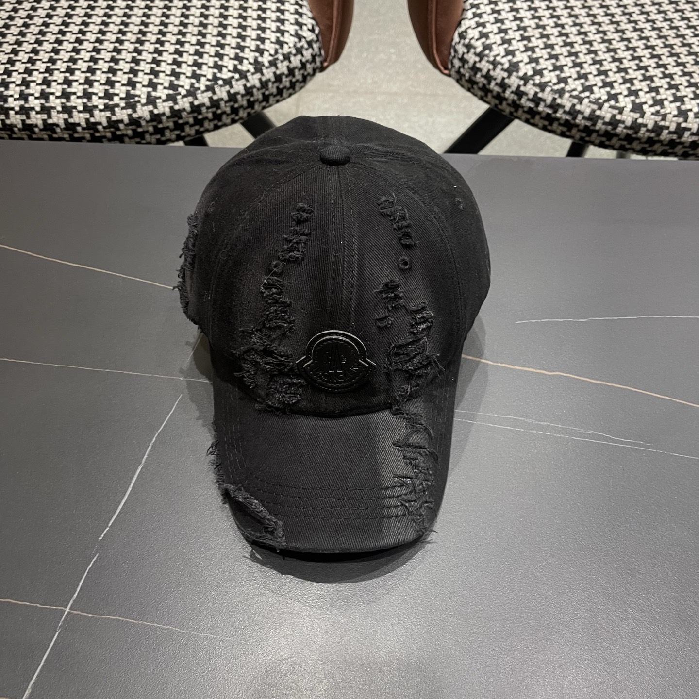 Moncler hat