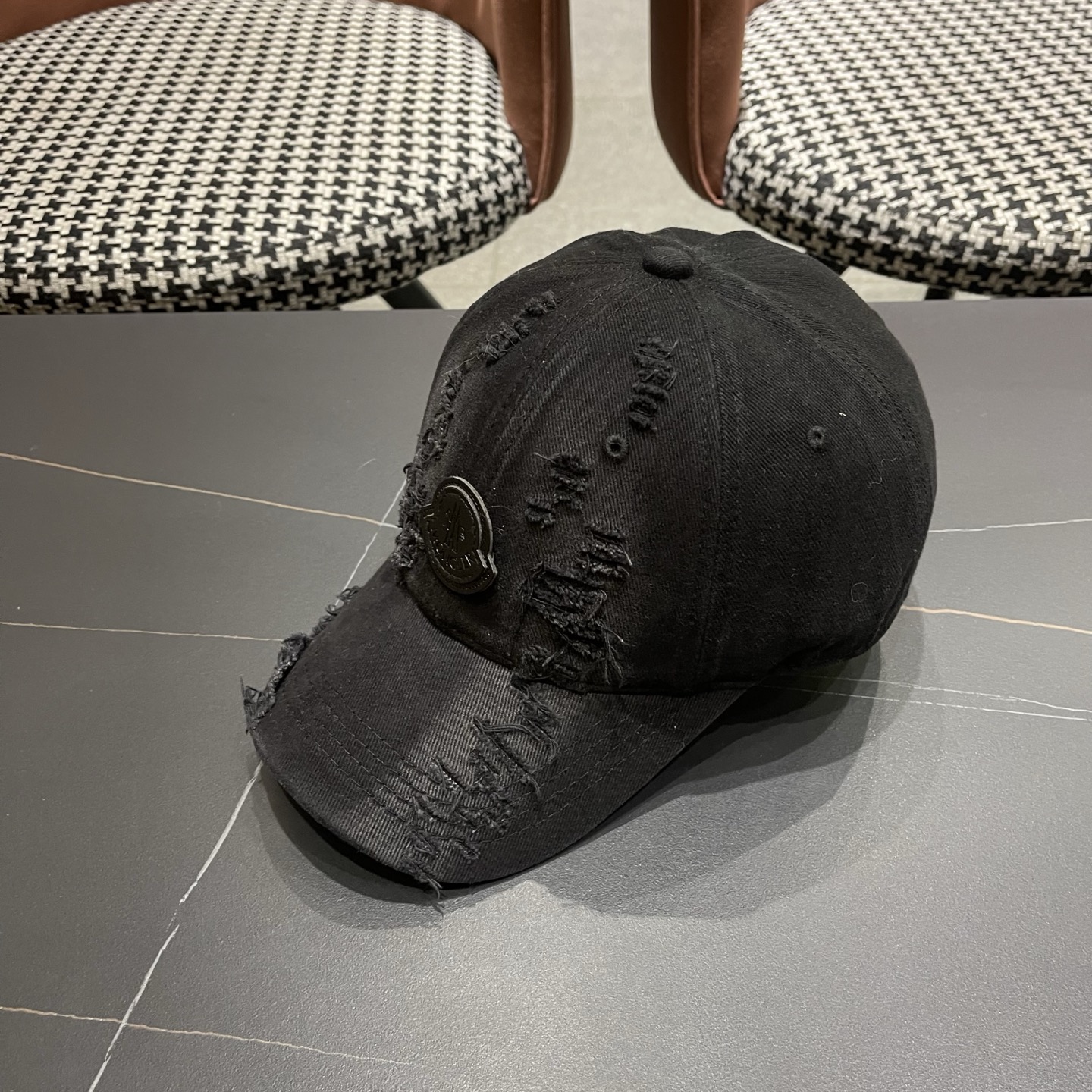 Moncler hat