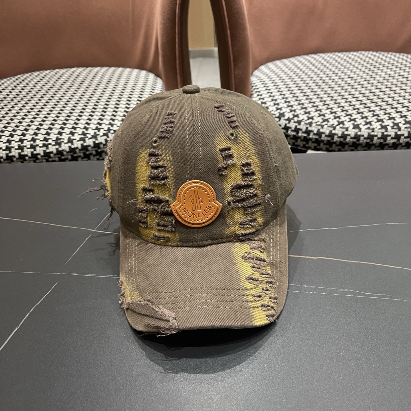 Moncler hat
