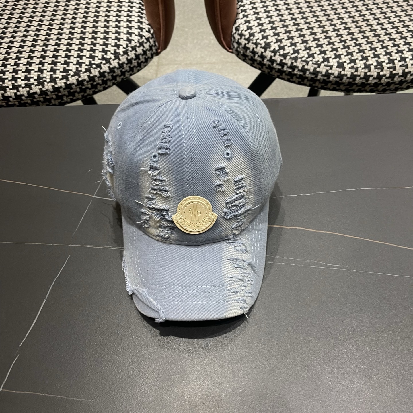 Moncler hat