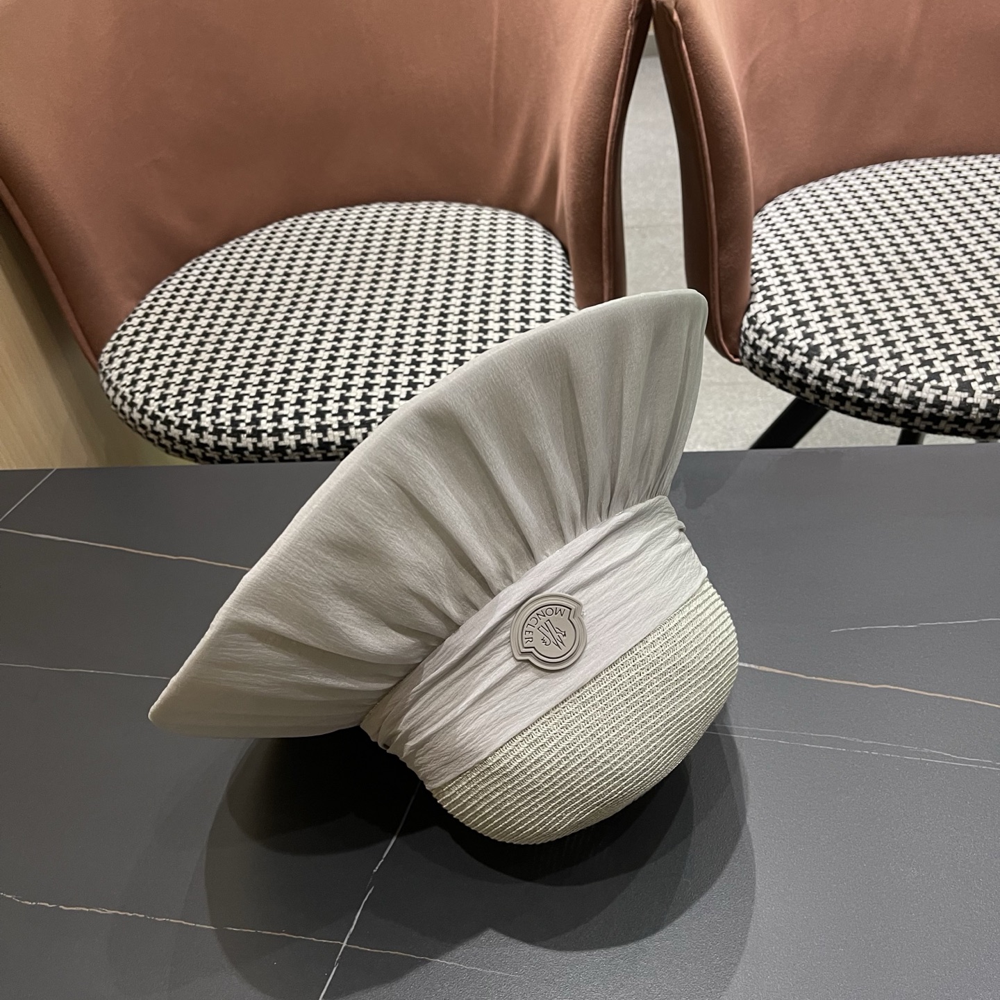 Moncler hat