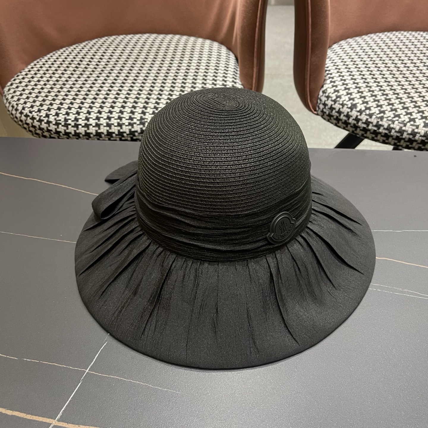 Moncler hat
