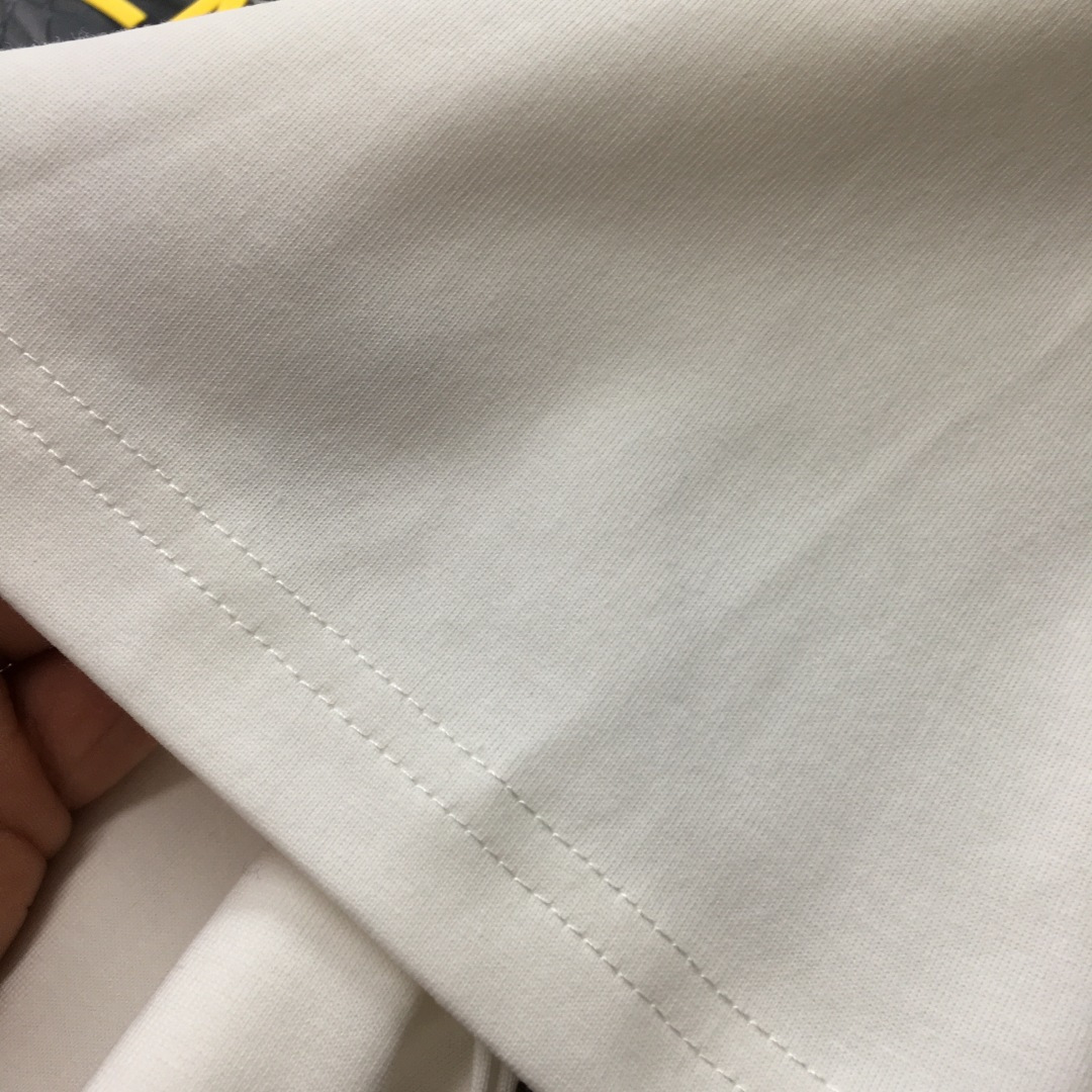 short sleeves