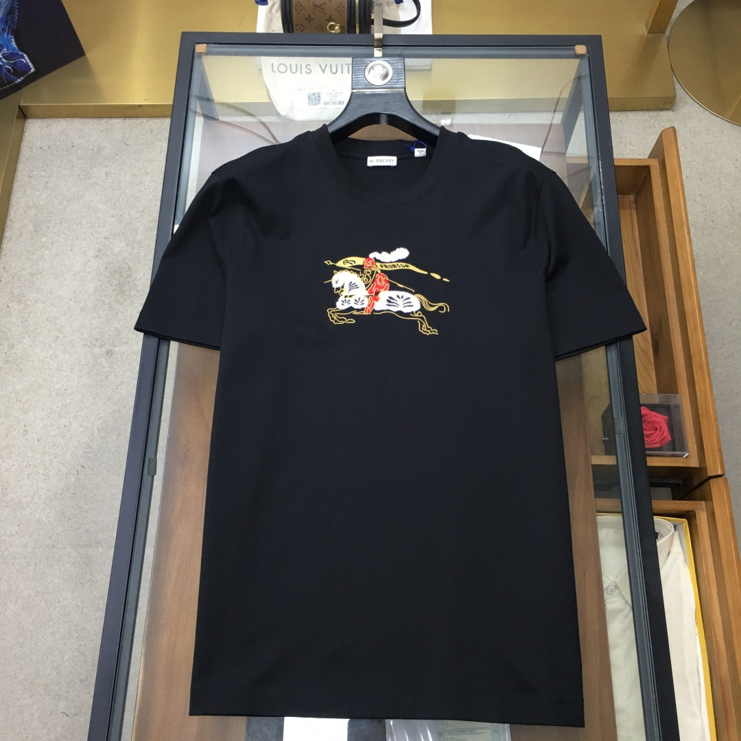 short sleeves